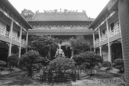 纪念西晋时代岭南道教先驱者潘茂名而建的潘仙观。<br>