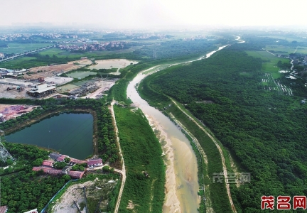 整治改造后的泗水河禄村段<br>