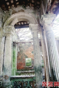 古宅罗马式圆柱回廊<br>